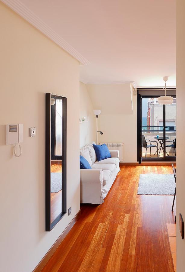 Atico Con Terraza, Vistas Al Mar Y Parking En Playa De S Lorenzo Gijón Extérieur photo